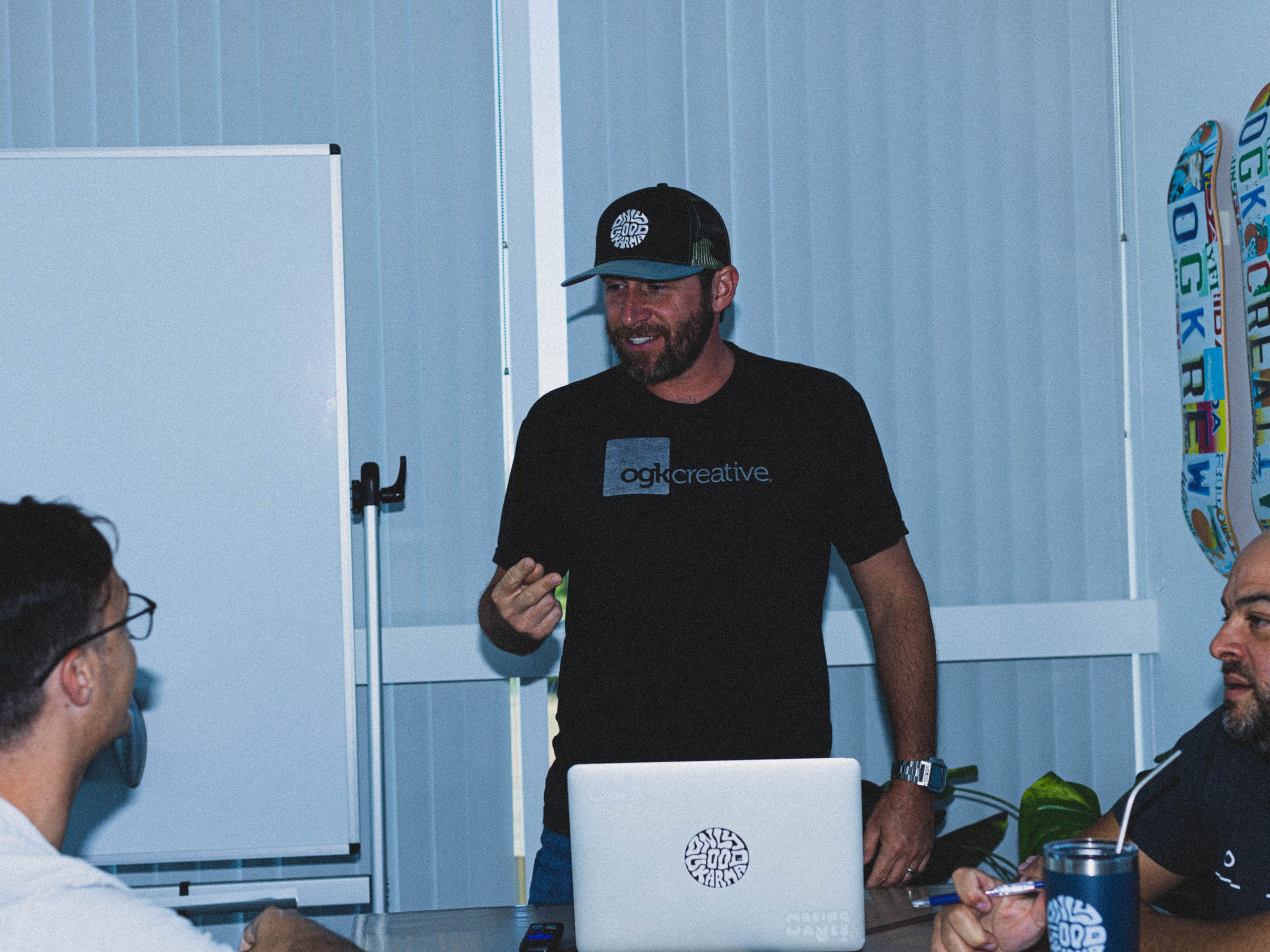 effective account manager leading a meeting